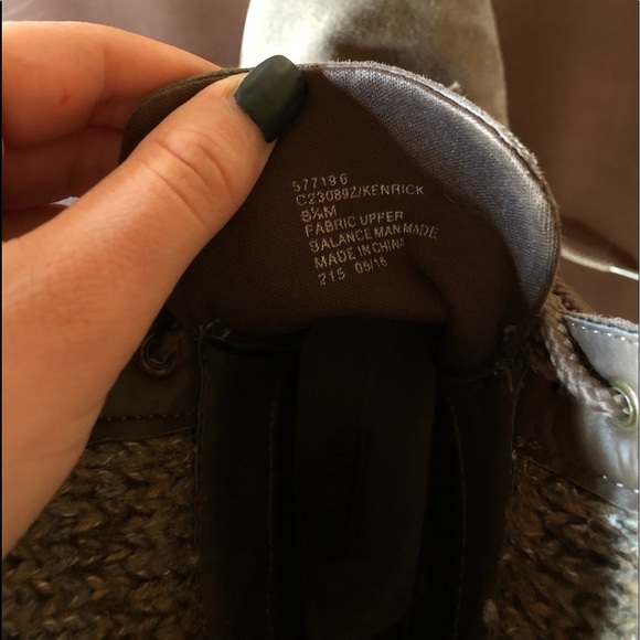 boots - Picture 3 of 3